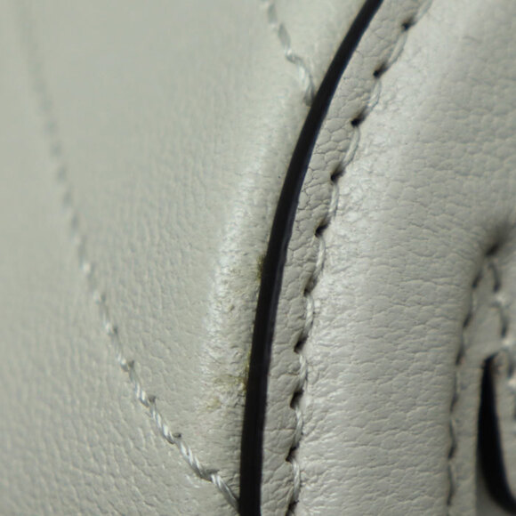 GUCCI Authentic White Shoulder Bag - Picture 6 of 8